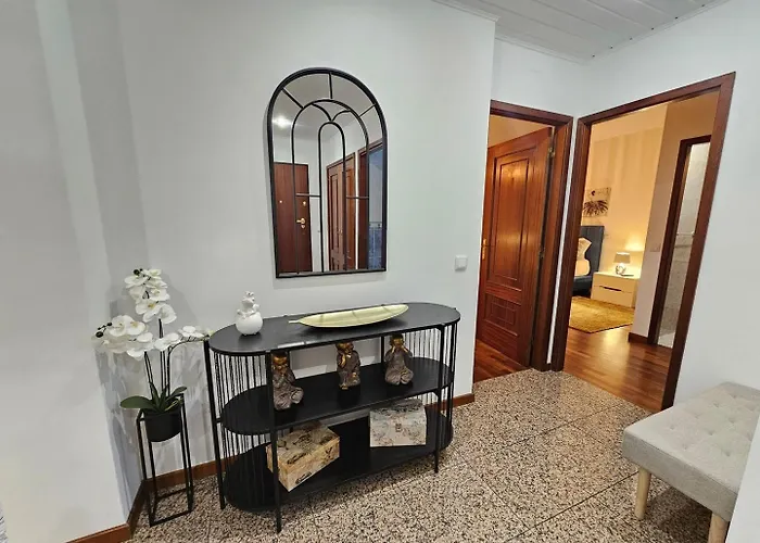 Center By Luxistay Apartment